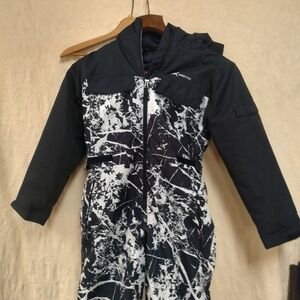 Arctix Children Black and White Snowsuit Size Large